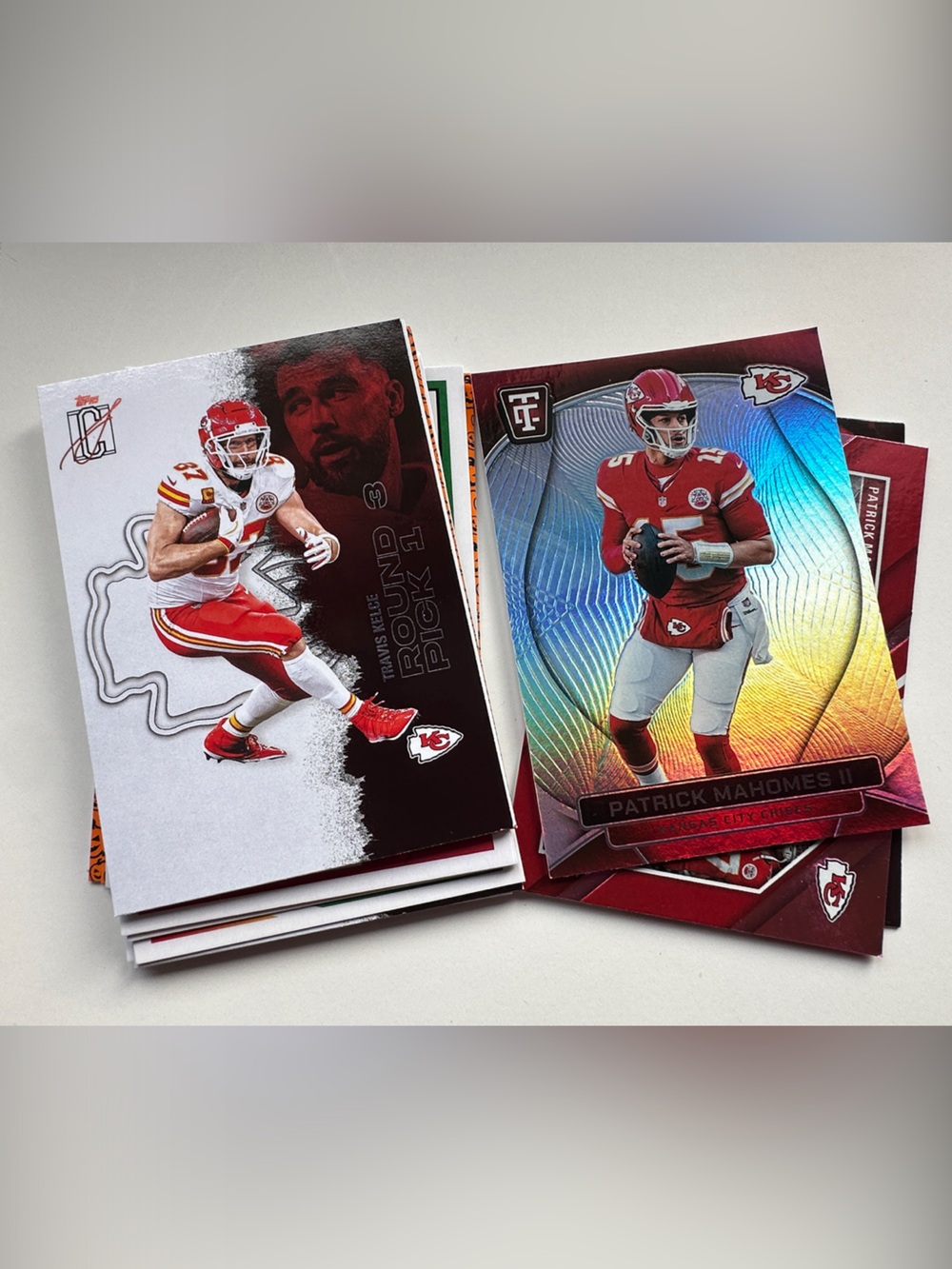 Topps KC Chiefs Red Football Cards – Lot of 15 w/Patrick Mahomes and Kelce